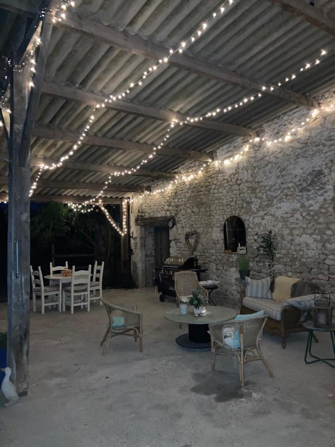Figtrees Bed & Breakfast Margueron Bagian luar foto