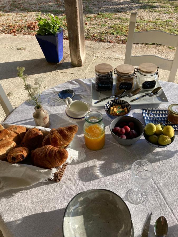 Figtrees Bed & Breakfast Margueron Bagian luar foto