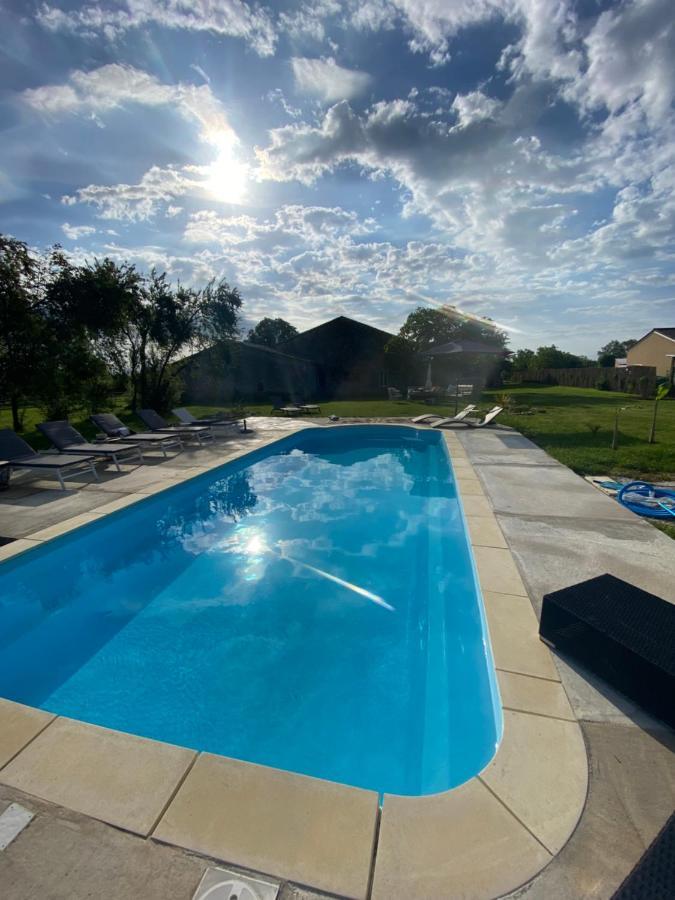 Figtrees Bed & Breakfast Margueron Bagian luar foto
