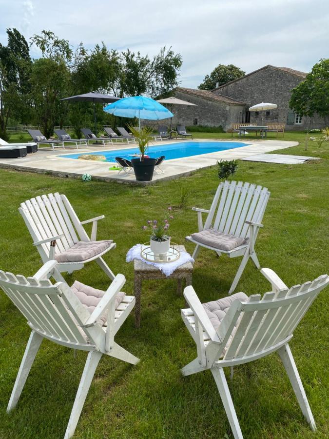 Figtrees Bed & Breakfast Margueron Bagian luar foto