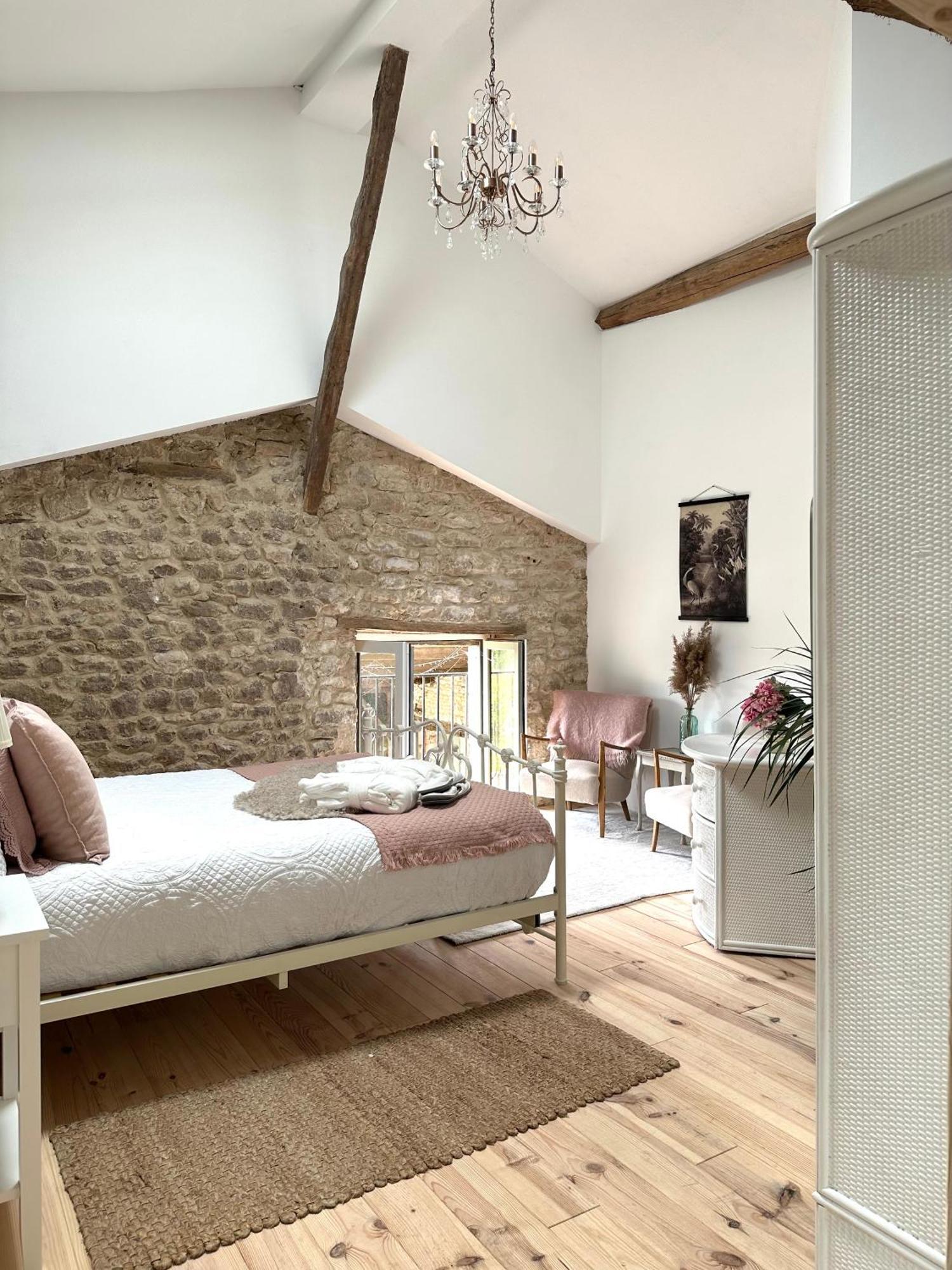 Figtrees Bed & Breakfast Margueron Bagian luar foto